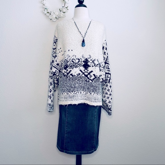 Free People Sweaters - Free People Scoop Neck  Sweater